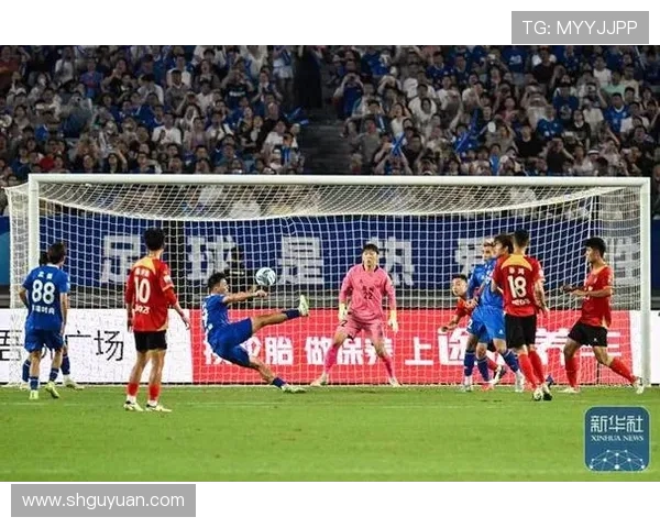 南京足球队在足球战术排行榜中荣登第六名展现出强大实力与潜力