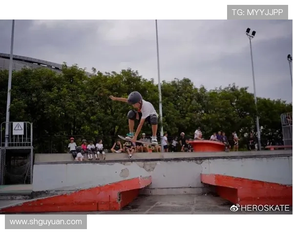 广州滑板队技术解析与发展趋势探讨助力滑板运动新高度