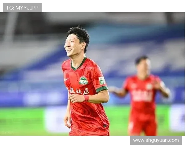 上港与富力激战正酣比赛结果揭晓引发球迷热议