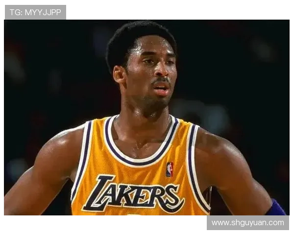 吴亦凡与科比的传奇对决：从篮球场到娱乐圈的跨界较量与影响力分析