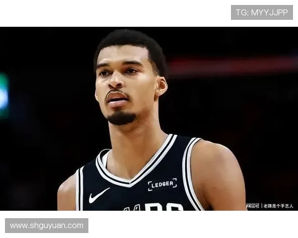 文班亚马场均数据惊人新秀之争已无悬念他将成为最佳新秀热门人选