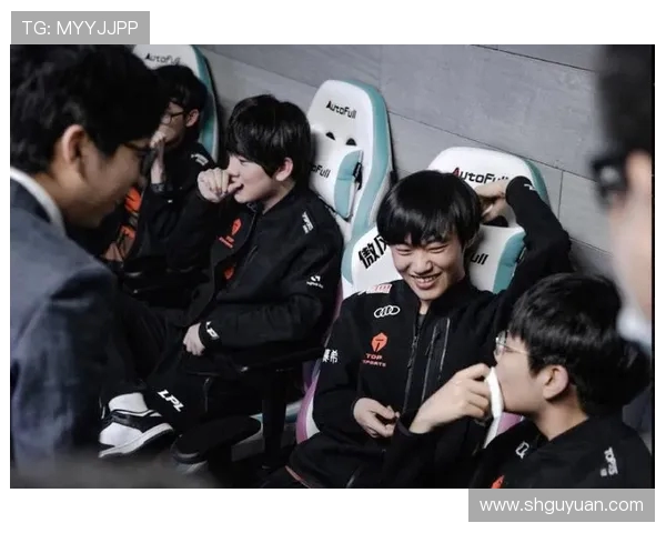 TES战队在CSGO中的意识与战术分析探讨